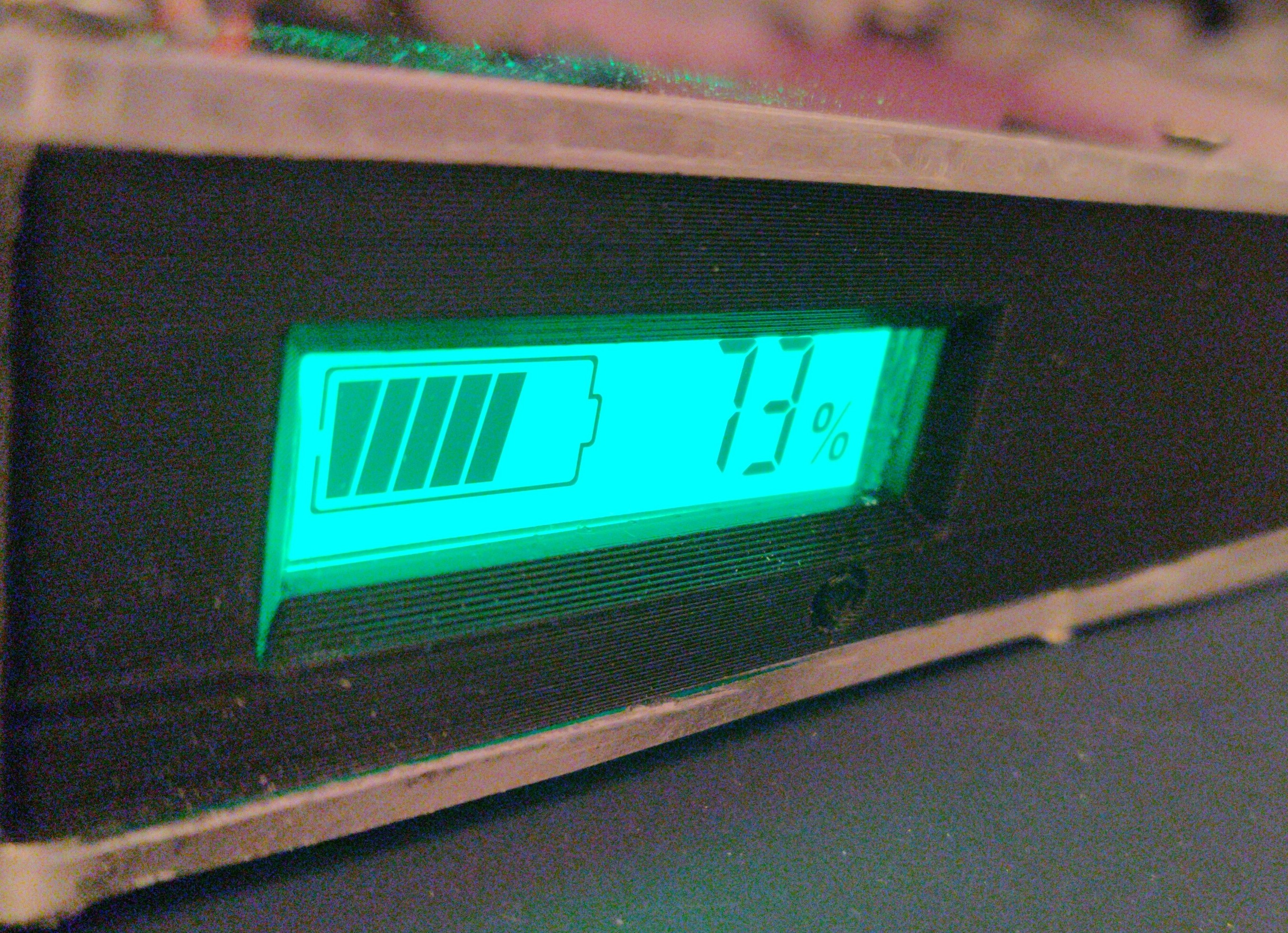 Power bank finished lcd